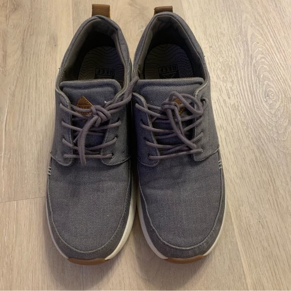 Reef Rover Low Gray Canvas Shoes - Picture 1 of 10